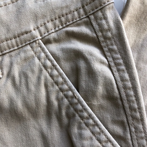 Old Navy Women’s Khaki Diva Boot Cut (Size 2) - Picture 4 of 6